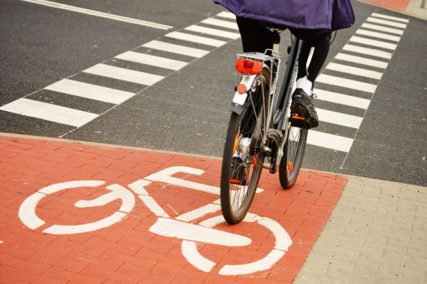 Kansas CIty bicycle accident about to happen in bike lane.